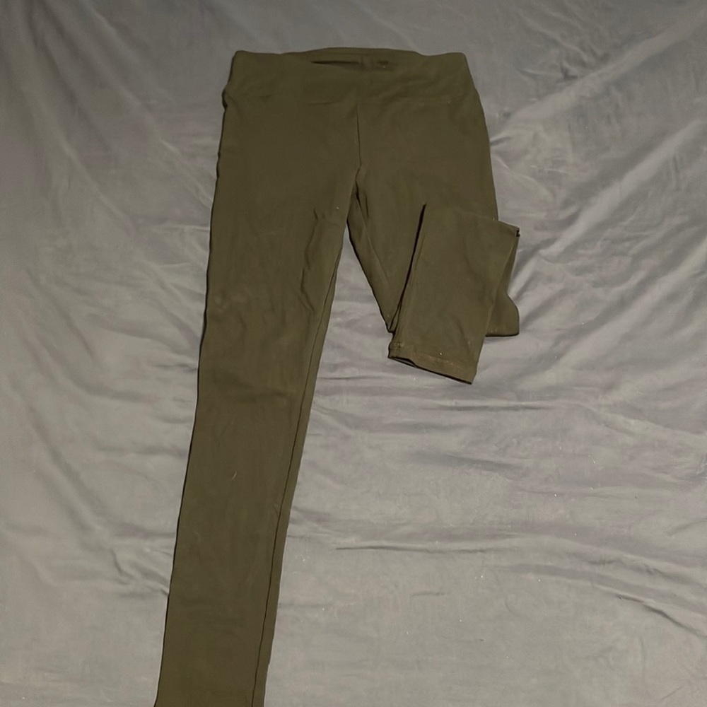 New Black Leggings size Large